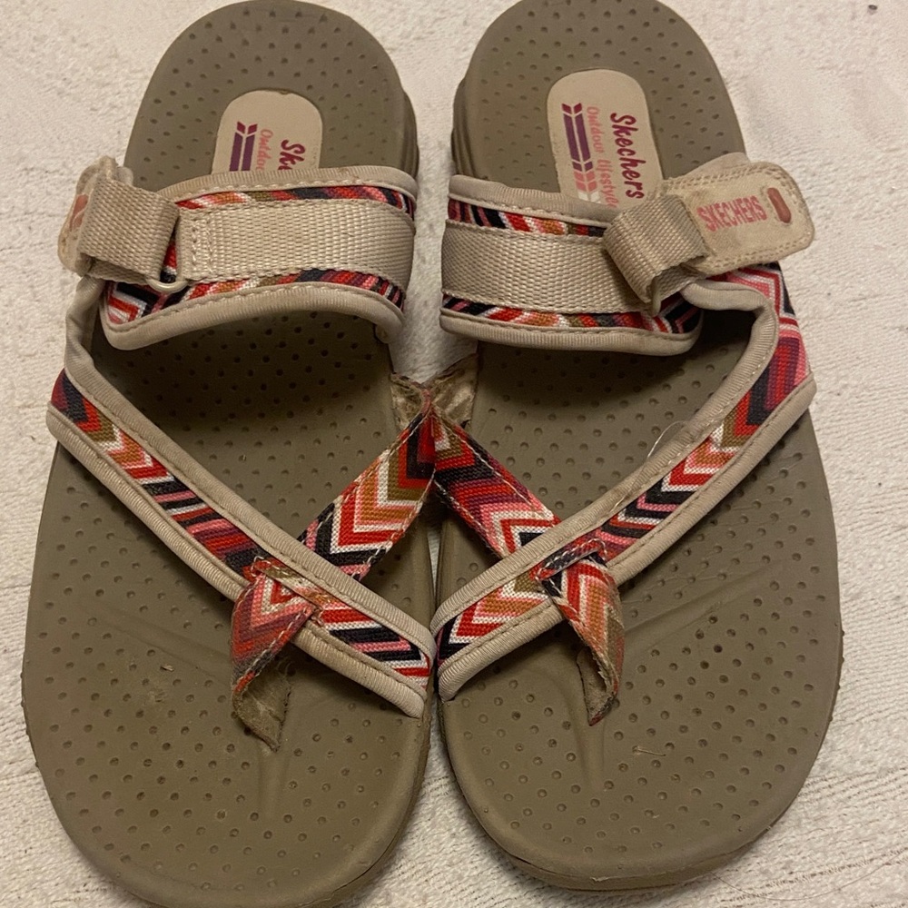 Skechers Beige Sandals with Multicolor Chevron Straps